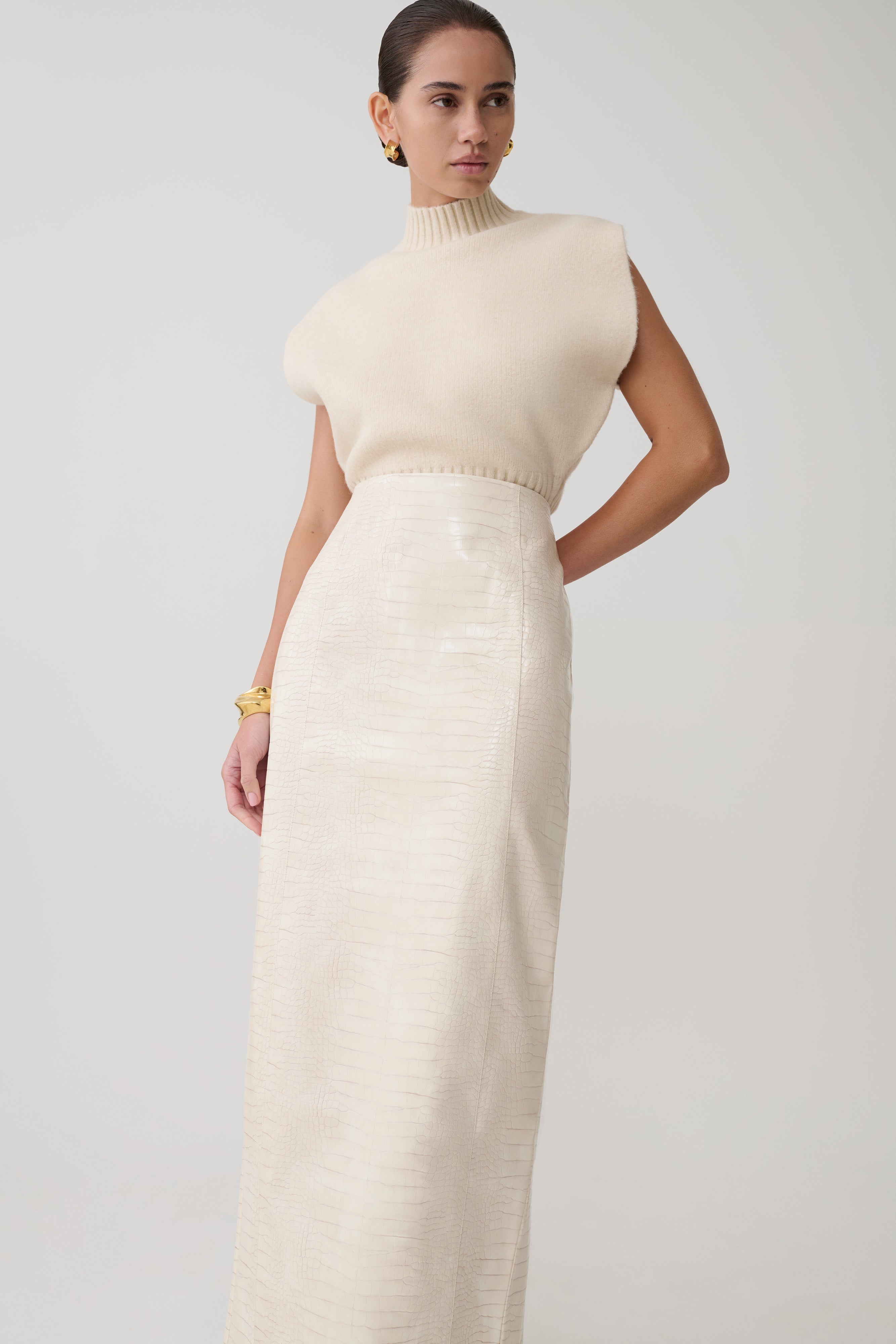 Niko Knit Oversized Top - Ivory | MESHKI US