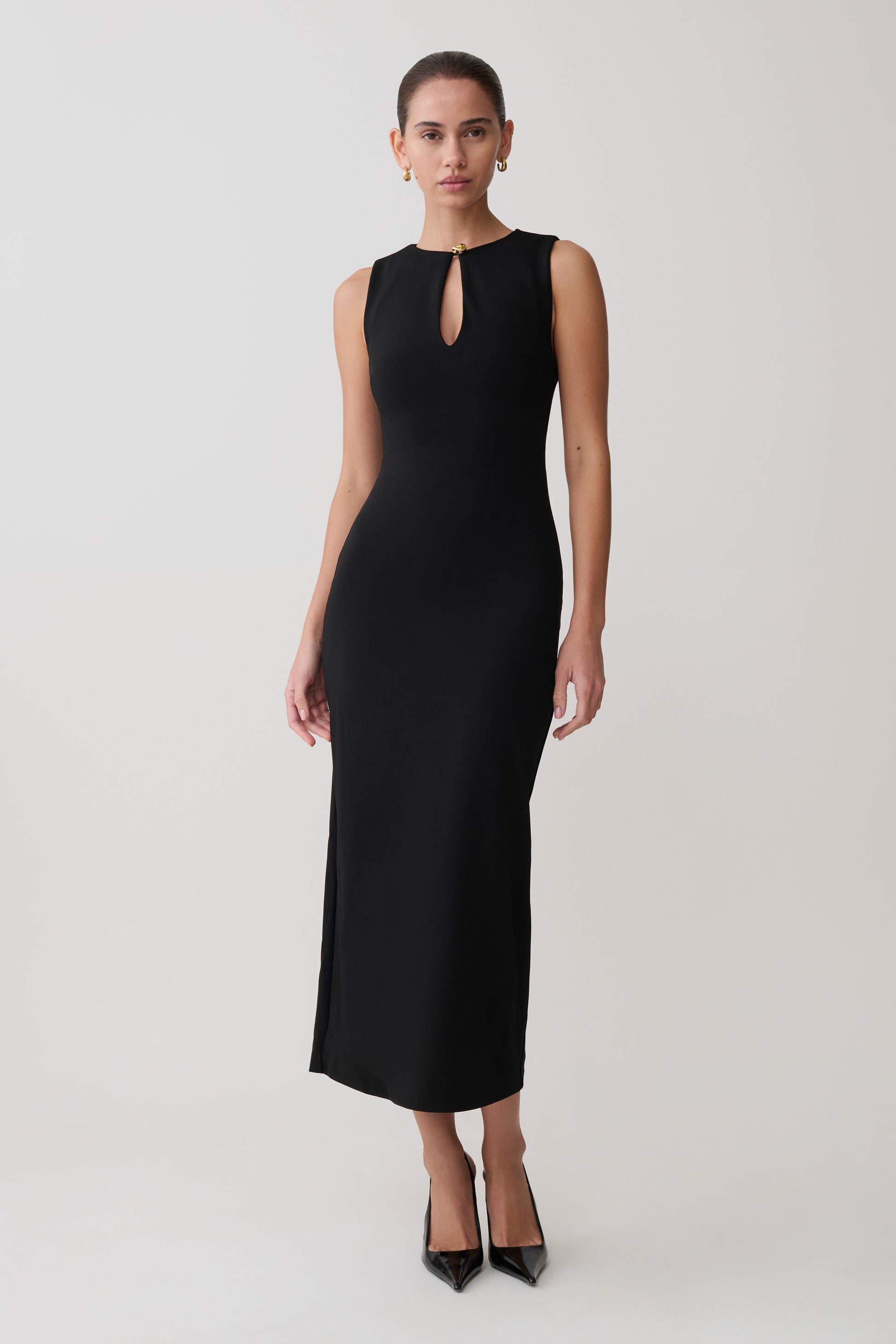 black midi dress workwear SYMOID Womens Solid Color Loose Workwear Midi Dress with Pockets and Button Closure,Black,Size XL