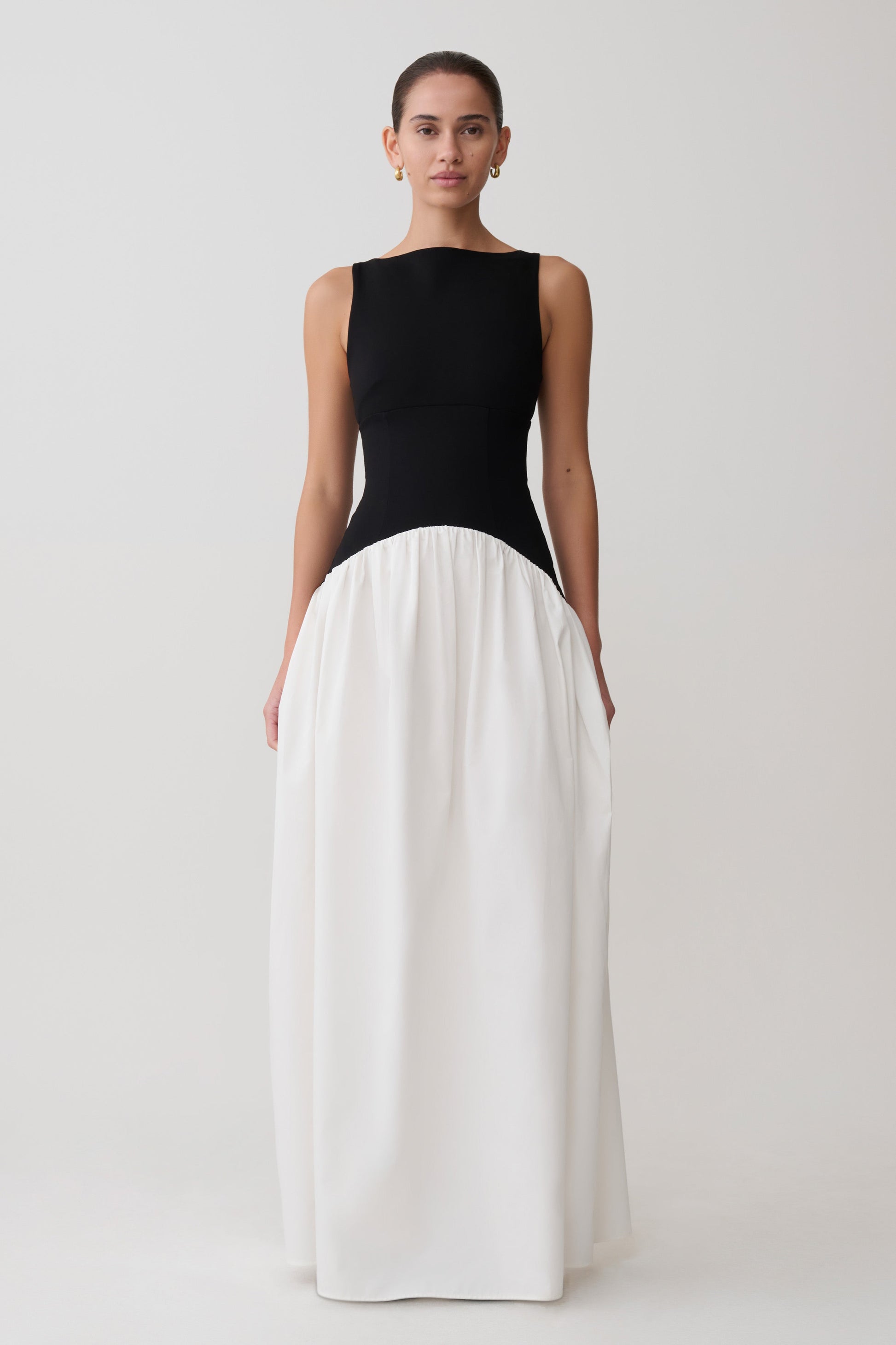 Acacia Contrast Sleeveless Maxi Dress / Black/White | MESHKI | XXS Acacia Contrast Sleeveless Maxi Dress / Black/White | MESHKI | XXS