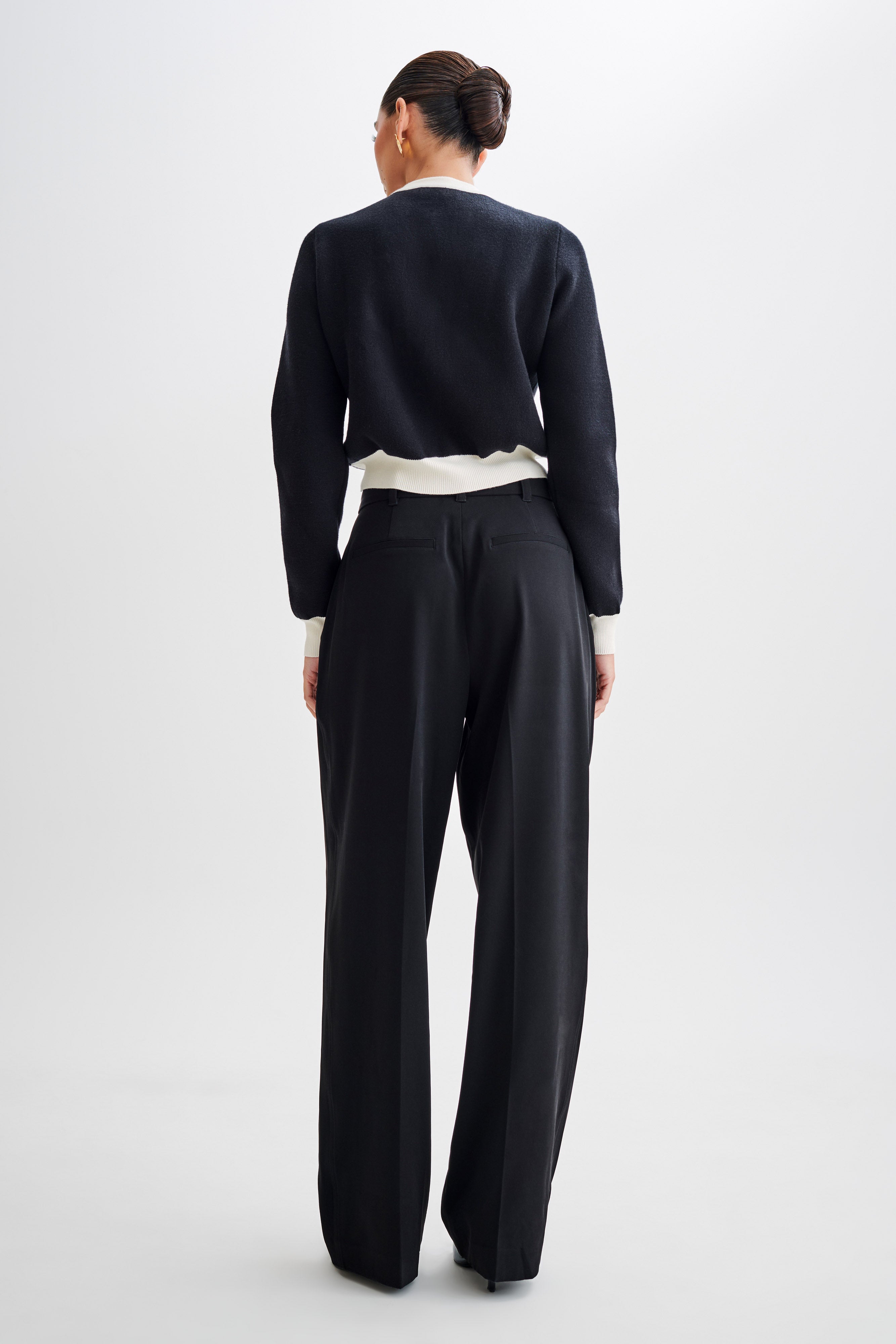 Tabitha Contrast Knit Cardigan - Black | MESHKI US