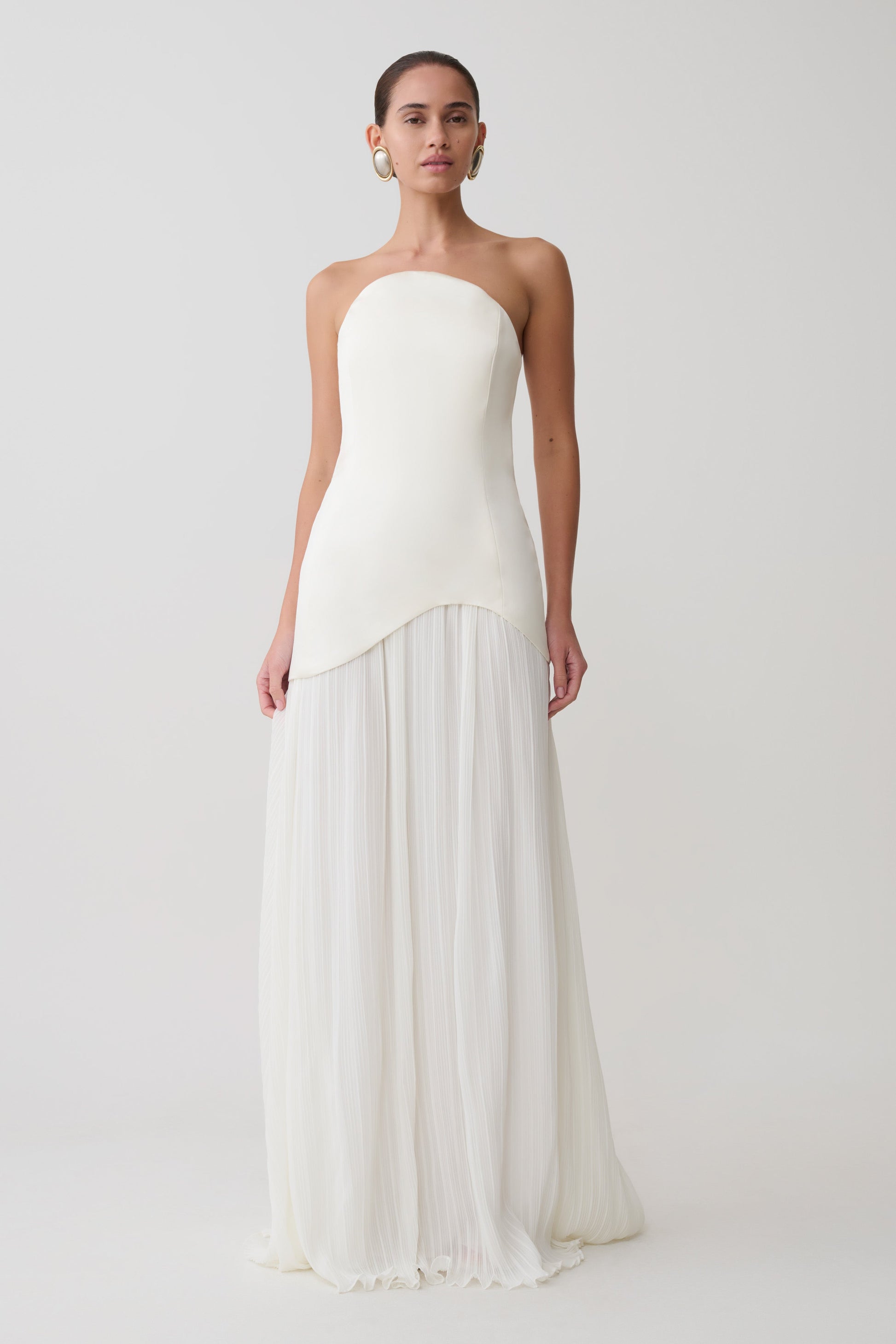 Juno Strapless Pleated Maxi Gown / White | MESHKI