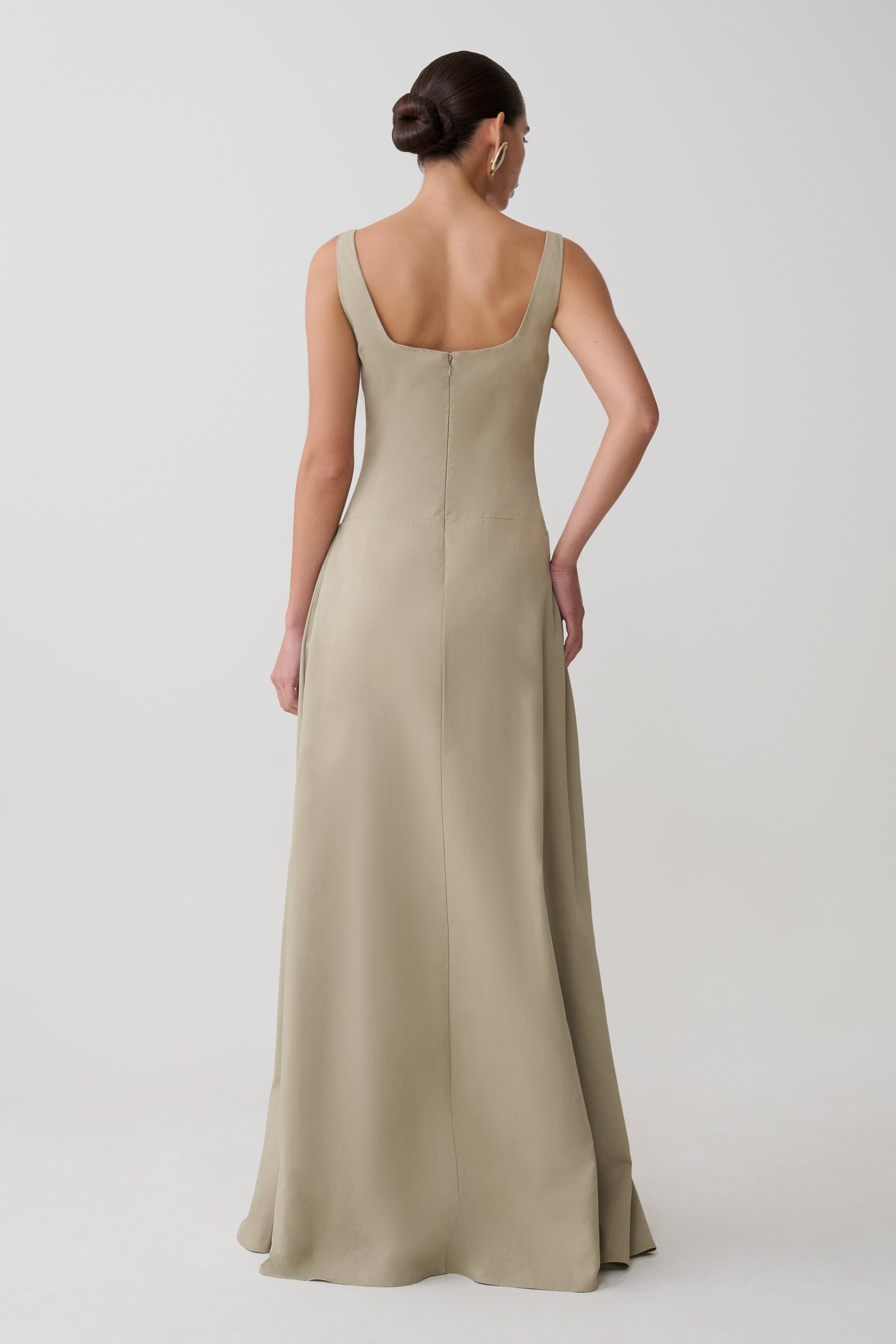 Salma Drop Waist Cotton Maxi Dress / Sage | MESHKI