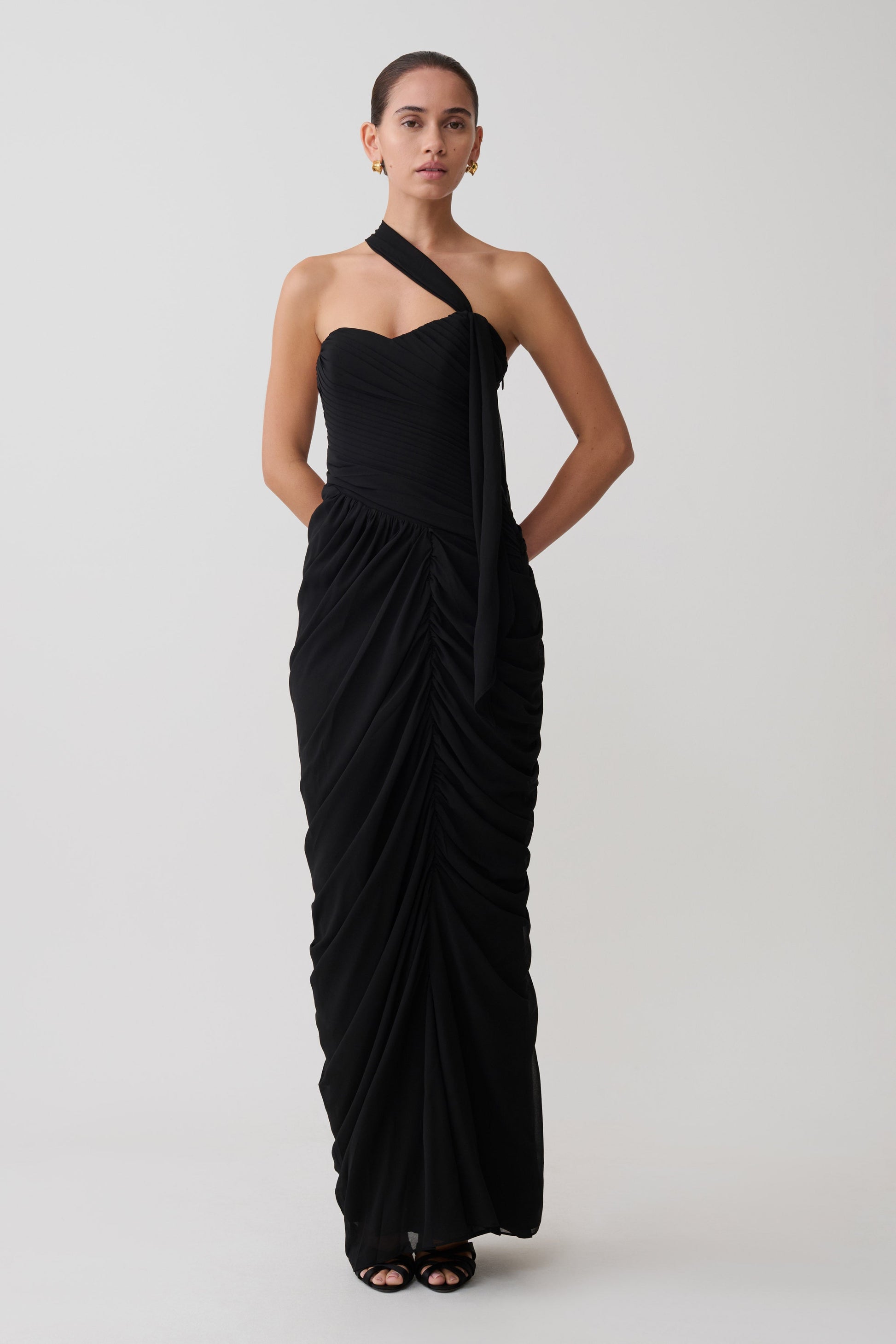 Micaela Chiffon Gathered Maxi Dress / Black | MESHKI