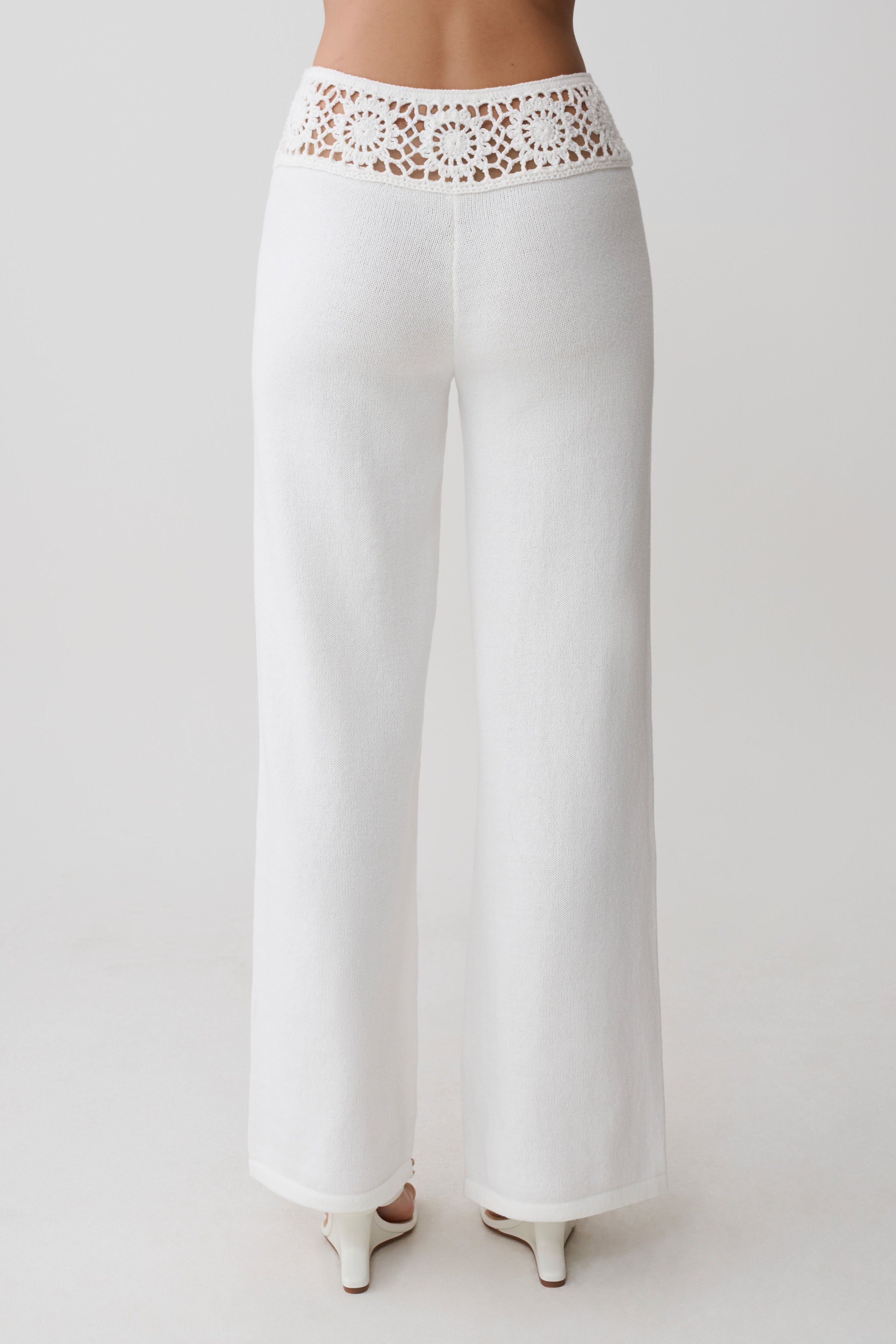 Miley Crochet Waistband Straight Leg Pant - Ivory | MESHKI US