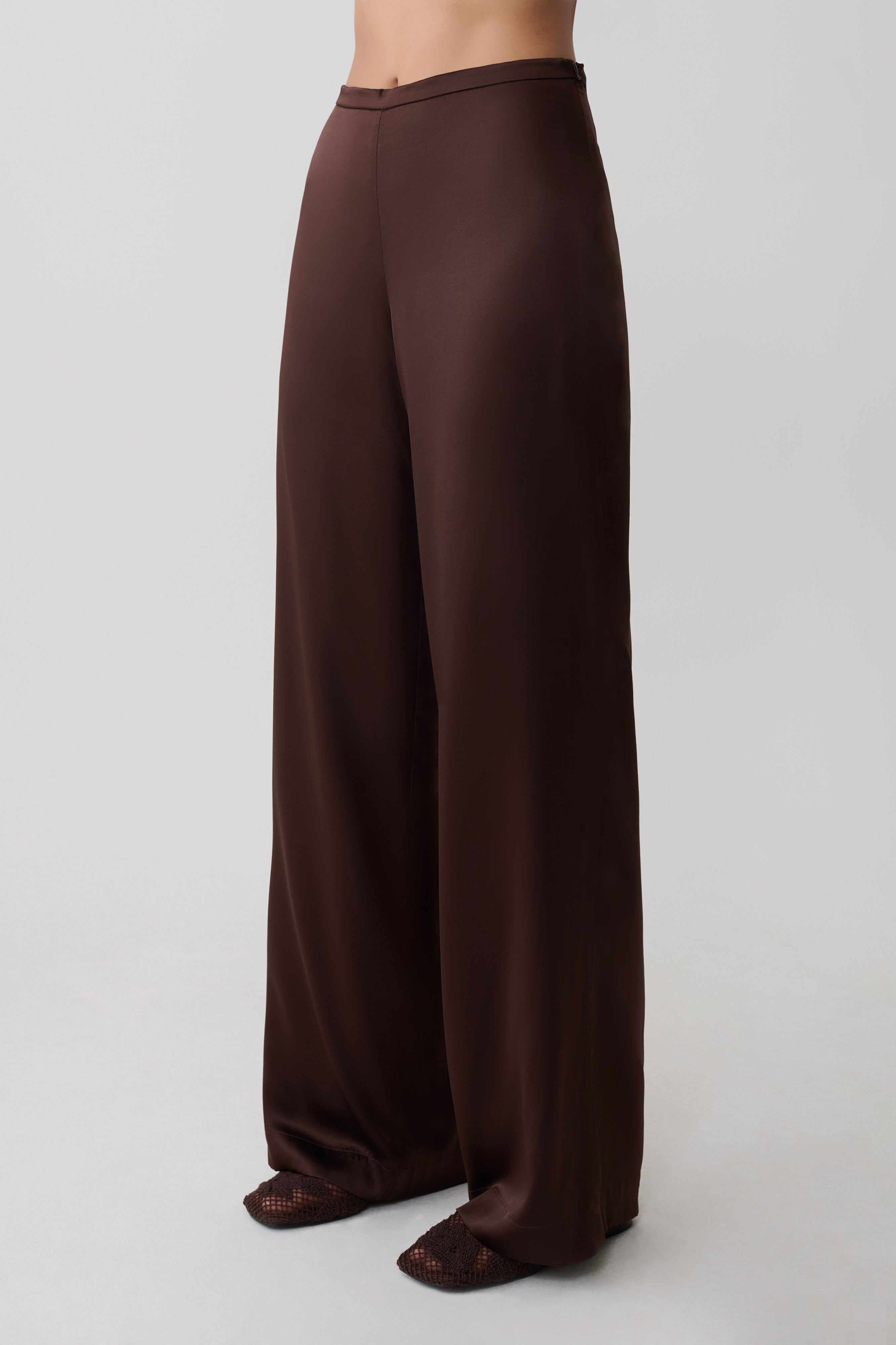 Kayla Silk Blend Straight Leg Pants - Dark Chocolate | MESHKI US