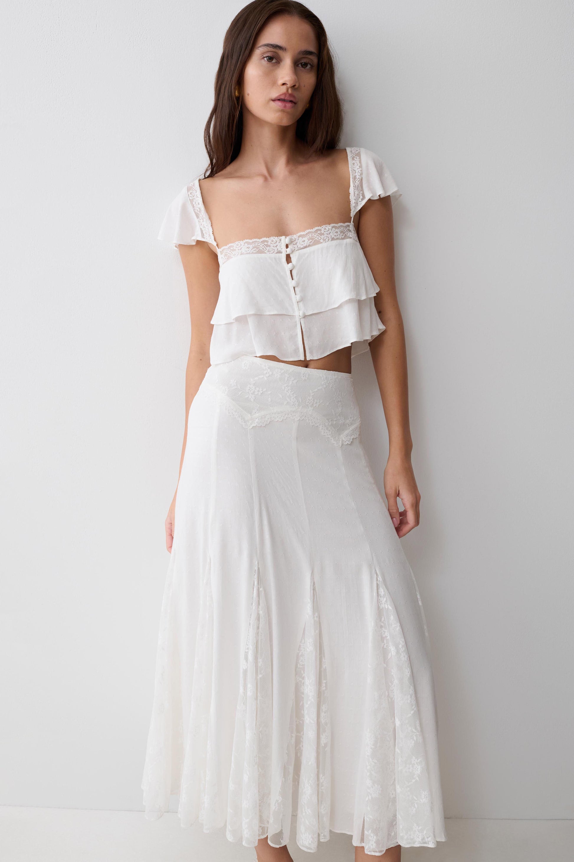 Skylar Lace Panelled Midi Skirt / White | MESHKI | XXS