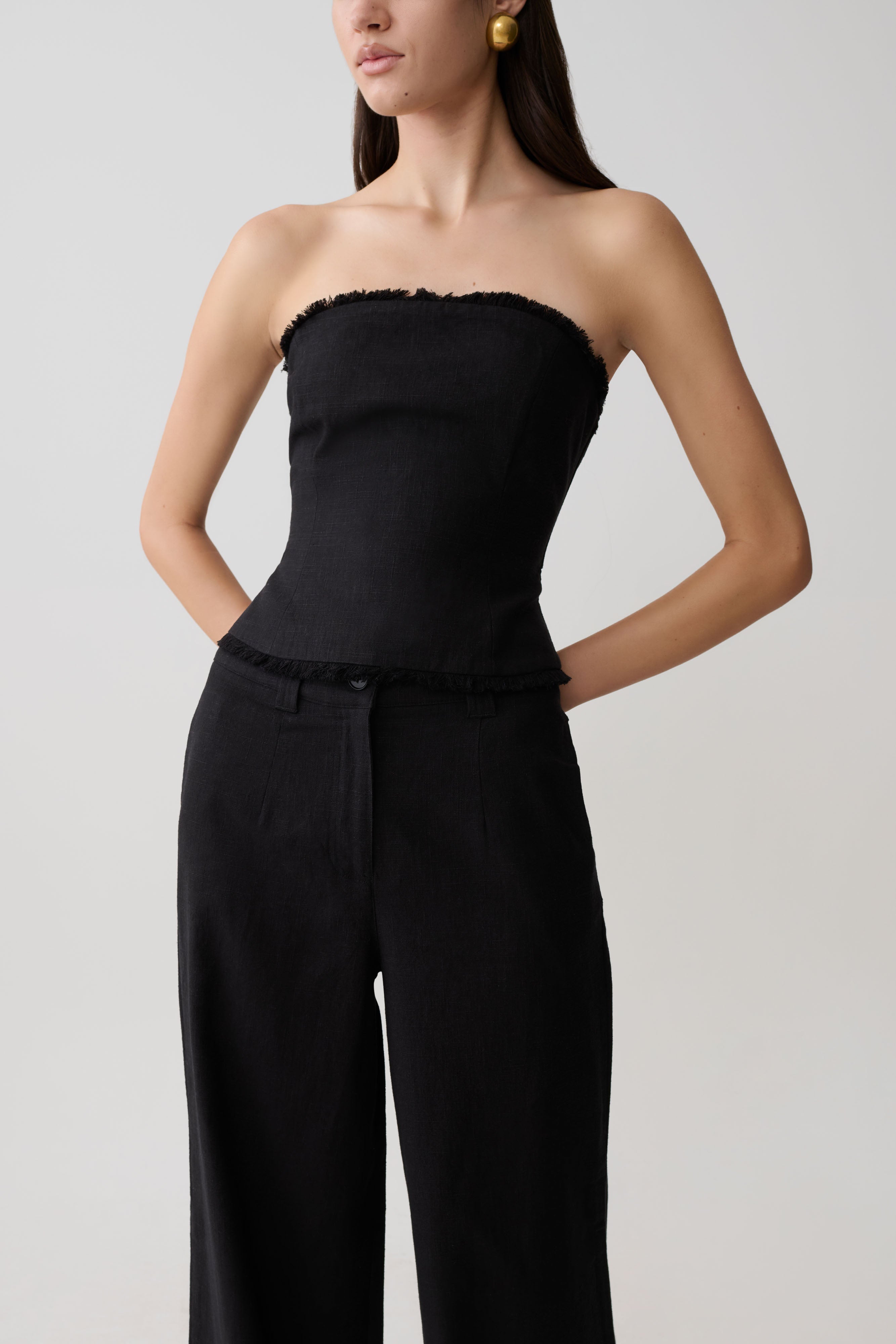 Annie Strapless Tie Back Linen Top - Black | MESHKI US