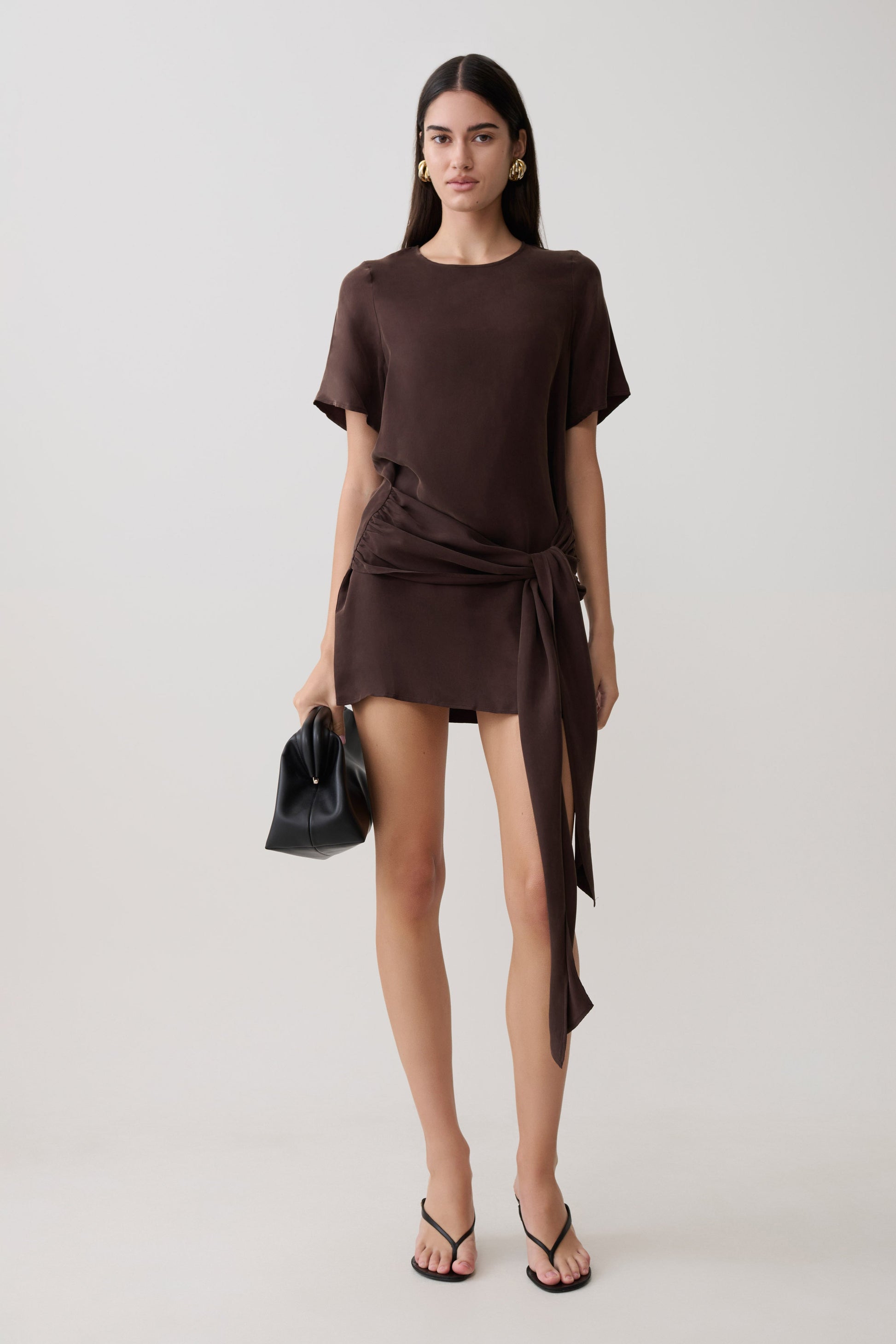 Felicity Short Sleeve Dress With Waist Tie / Dark Chocolate | MESHKI
