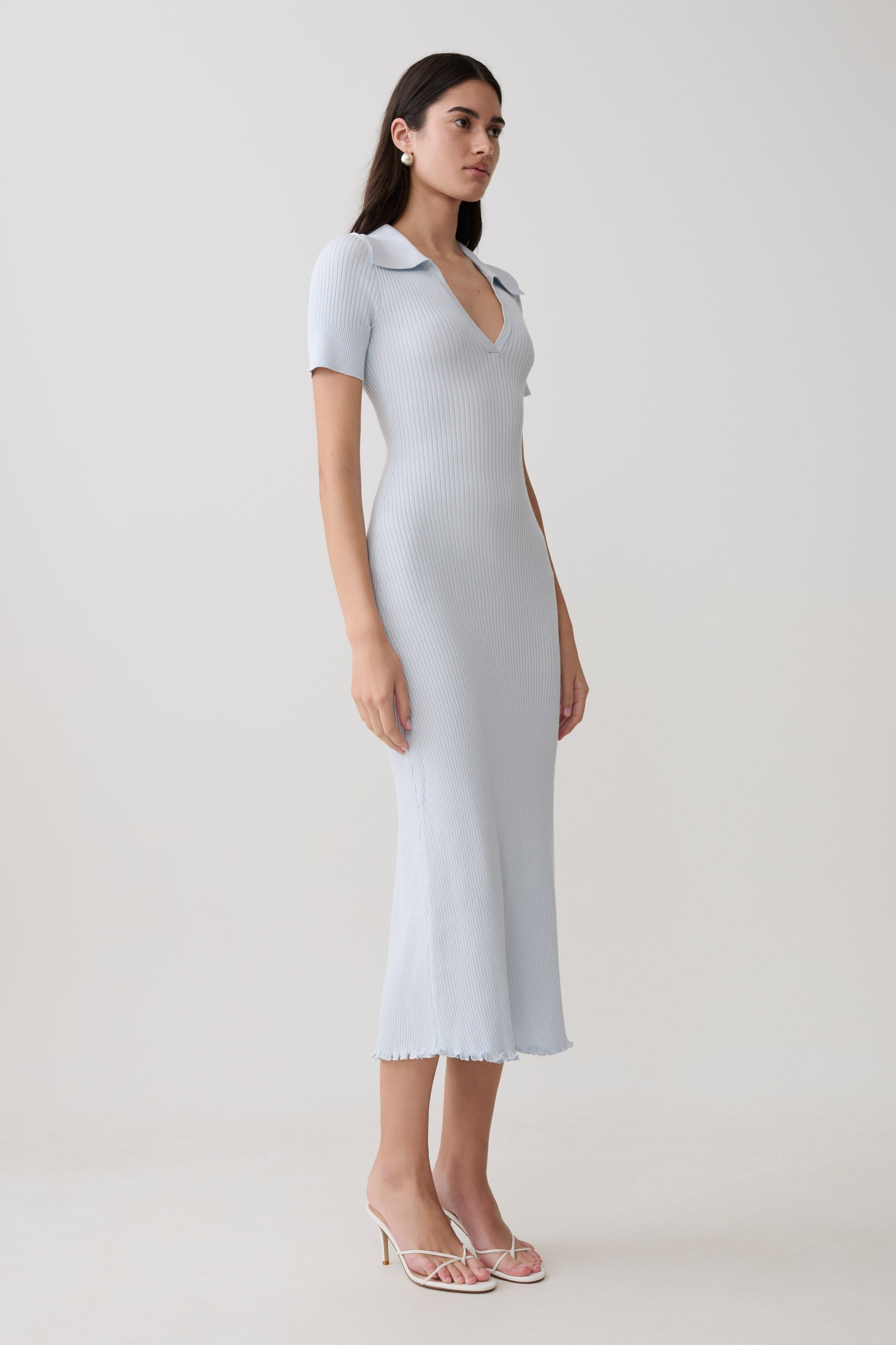 Nichelle Short Sleeve Collared Knit Midi Dress / Light Blue | MESHKI