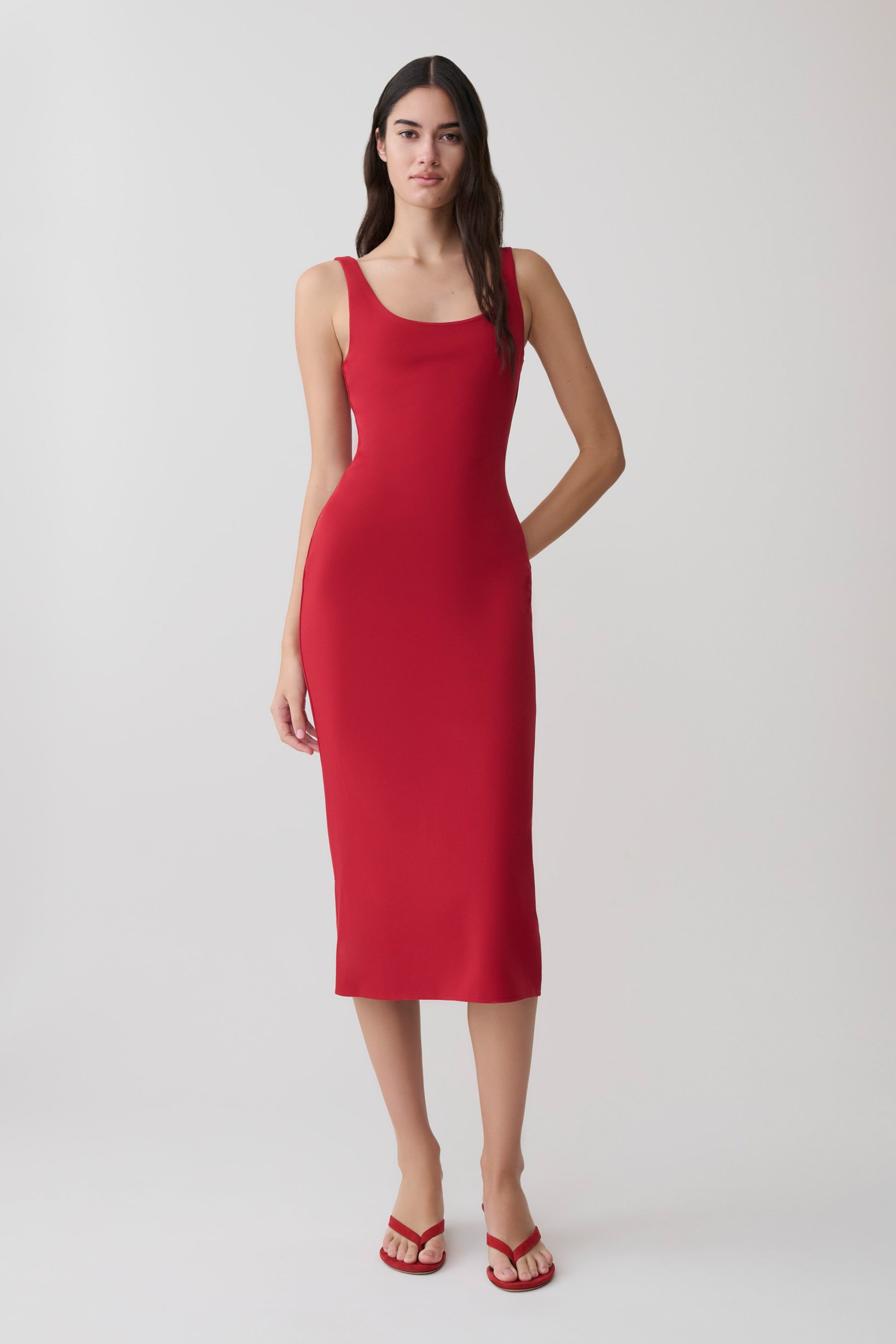 Allyra Scoop Stretch Crepe Midi Dress / Red | MESHKI
