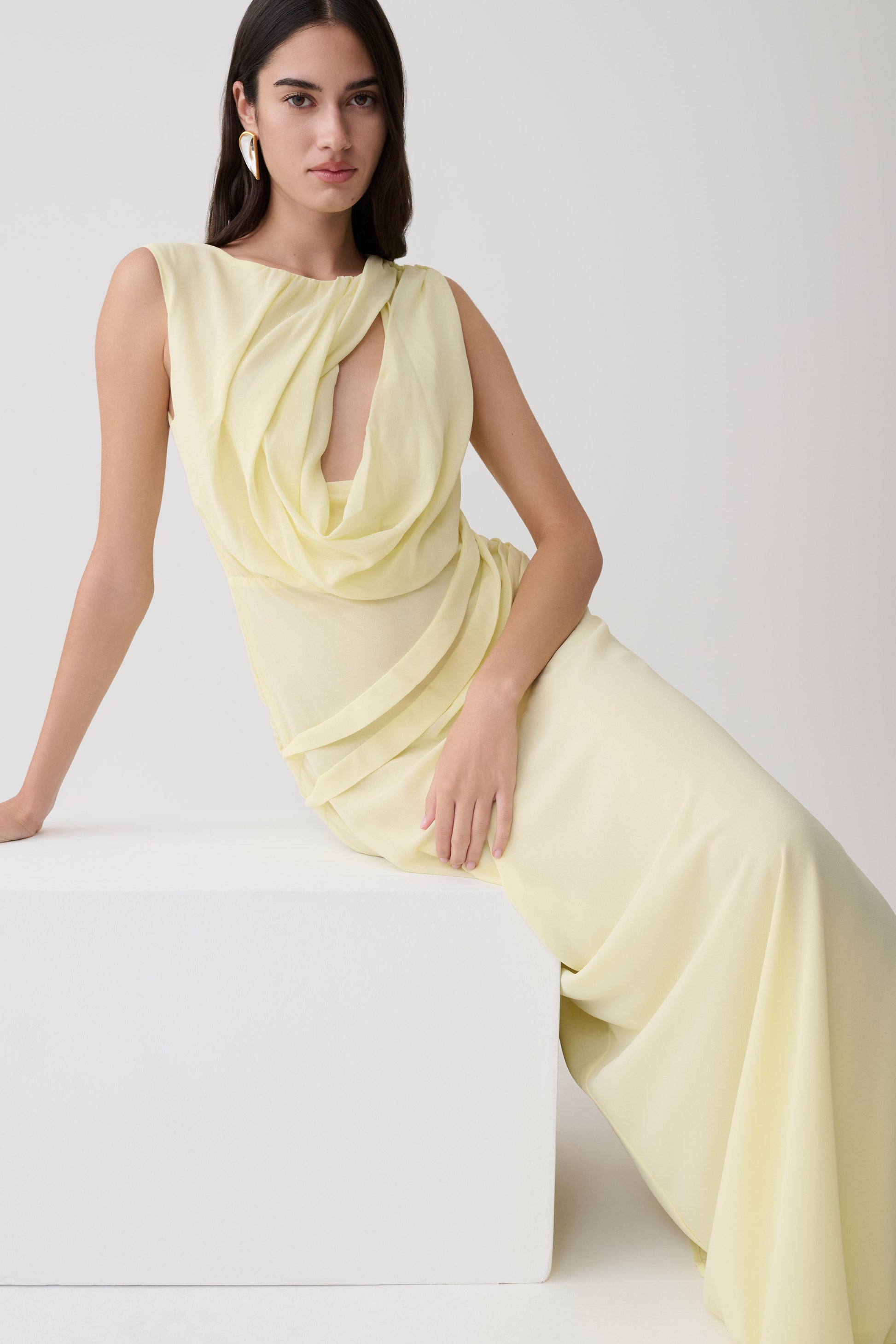 Oria Chiffon Maxi Dress / Pastel Lemon | MESHKI