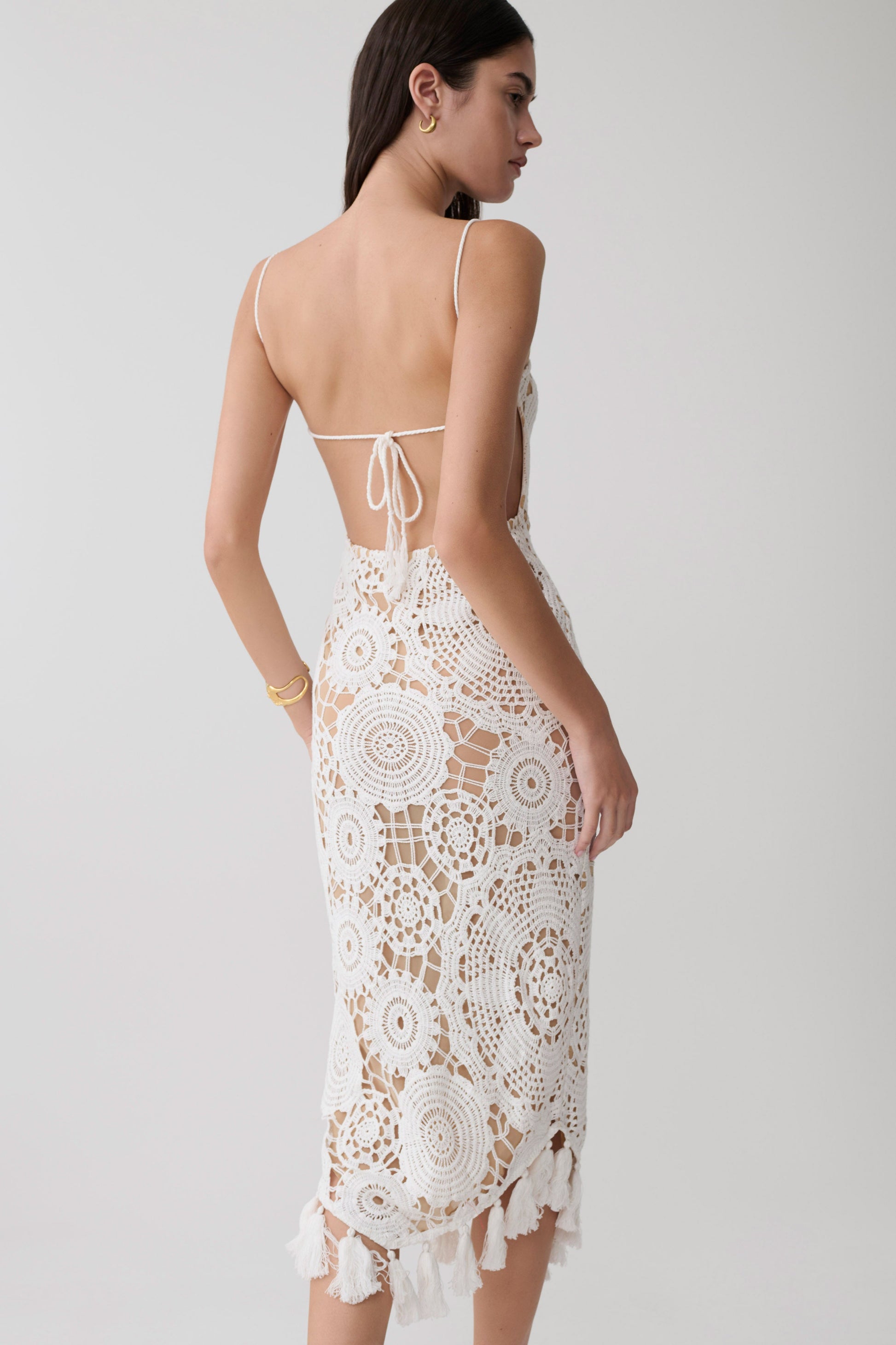 Delta Crochet Halter Midi Dress / White | MESHKI