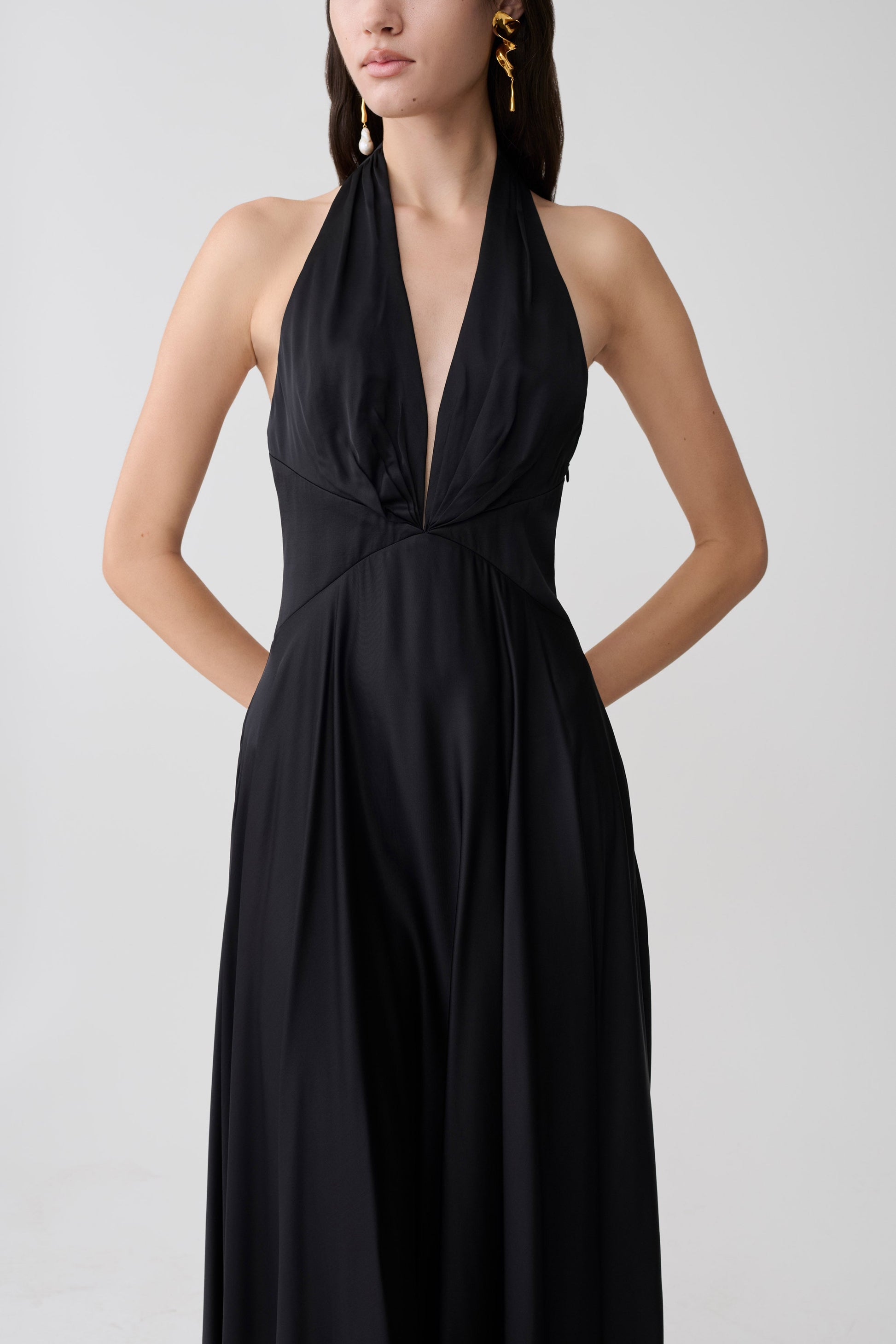 Rebecca Halter Buttoned Maxi Dress / Black | MESHKI