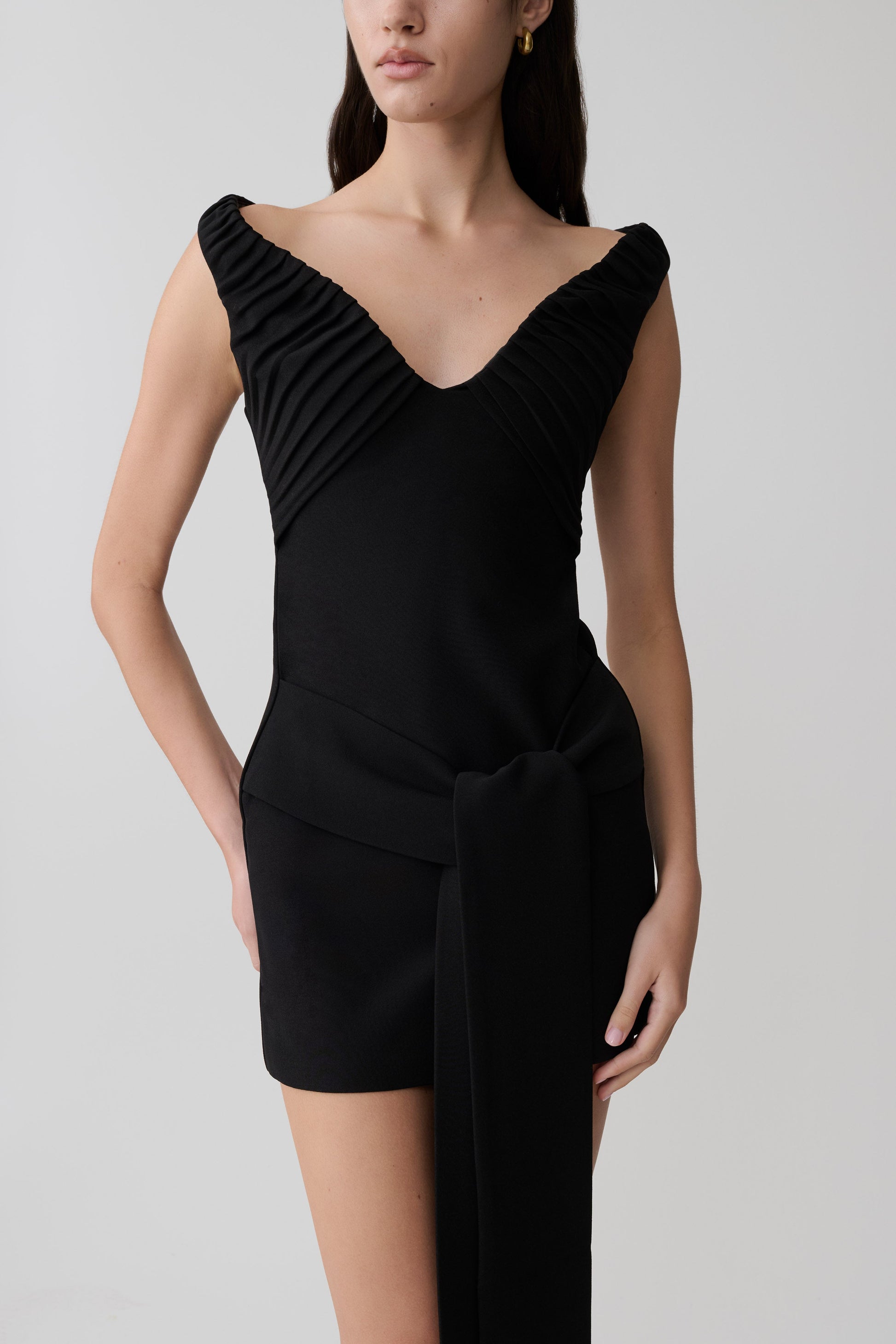 Runa Off Shoulder Mini Dress With Waist Tie / Black | MESHKI