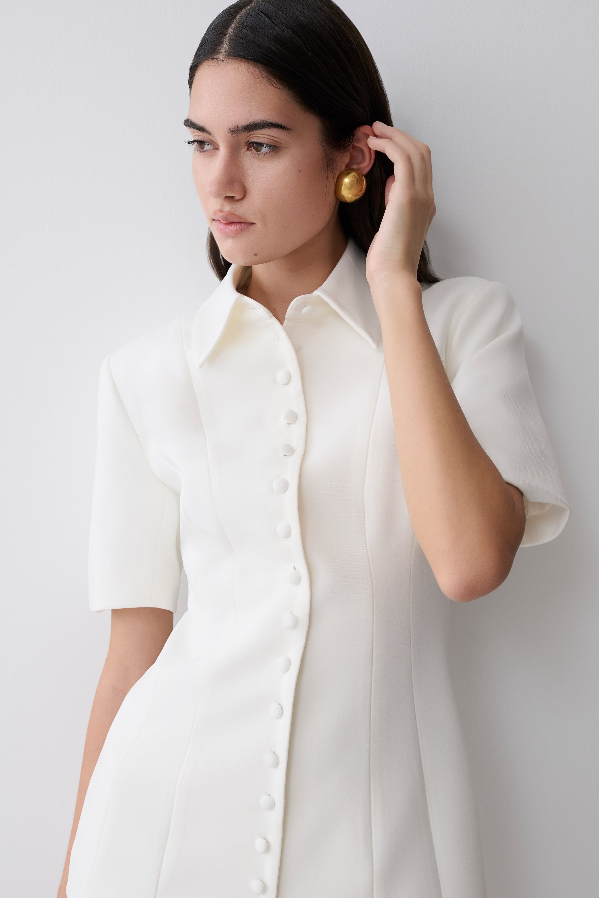 Ariella Button Up Short Sleeves Top / White | MESHKI