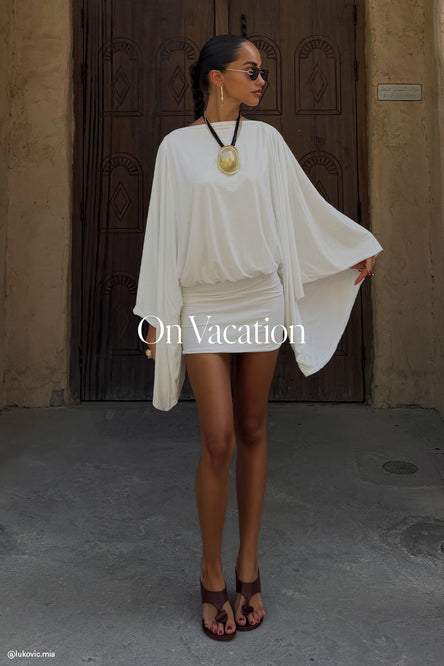 Vacation Outfits and Dresses
