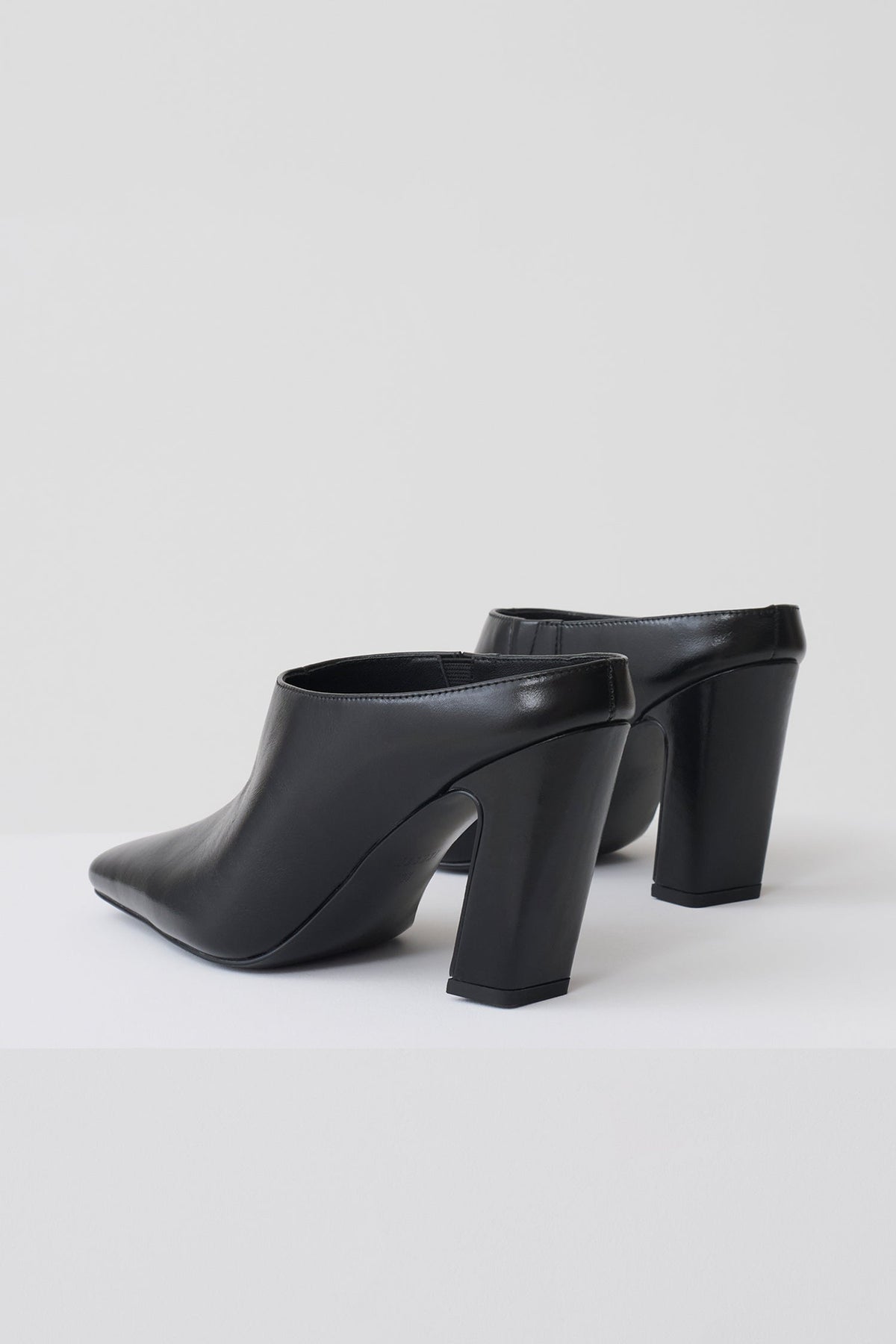 Conne Pointed Mule Wedge - Black #2