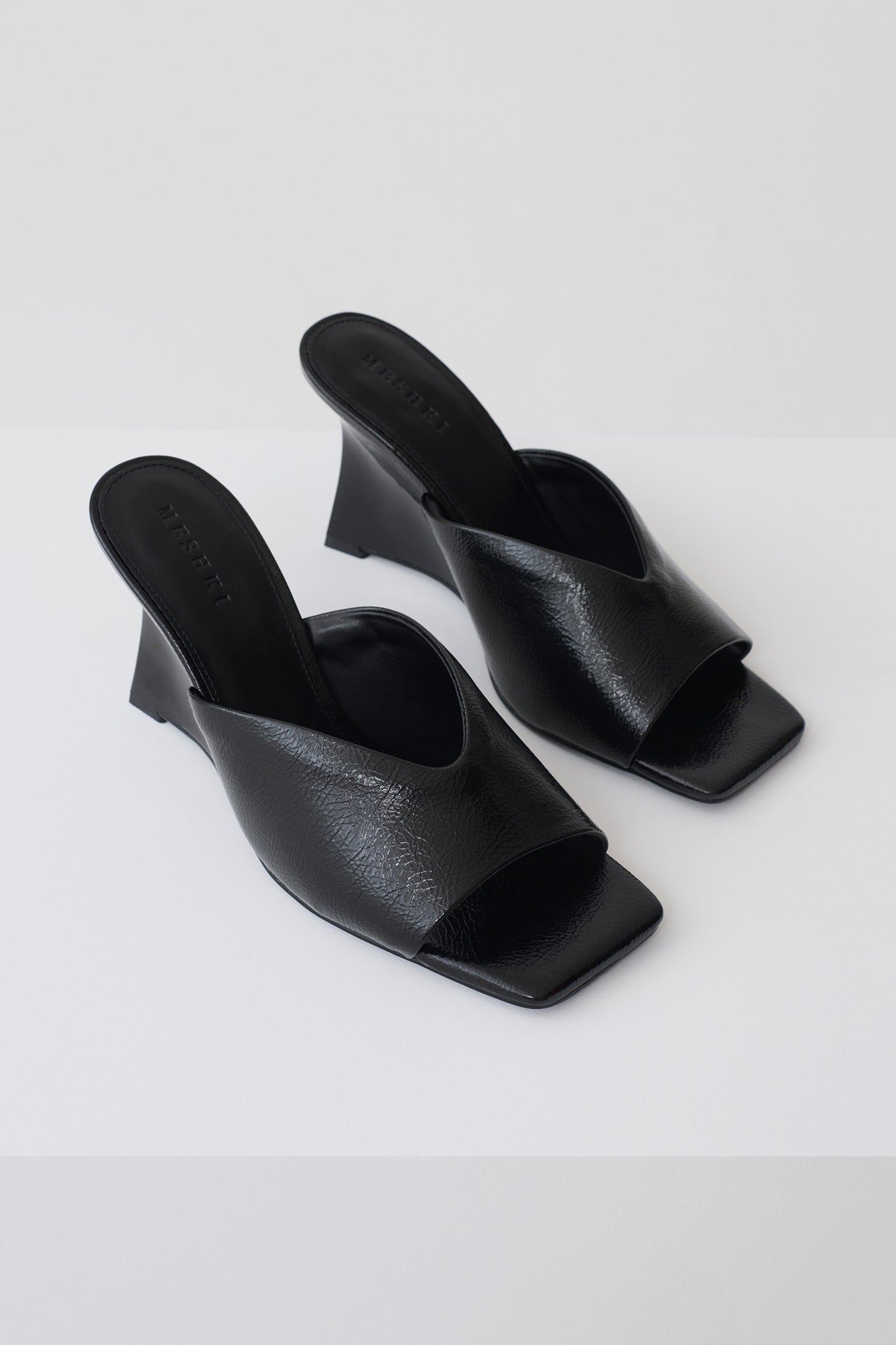 Jody Square Toe Wedge - Black Crinkle Pu | MESHKI US