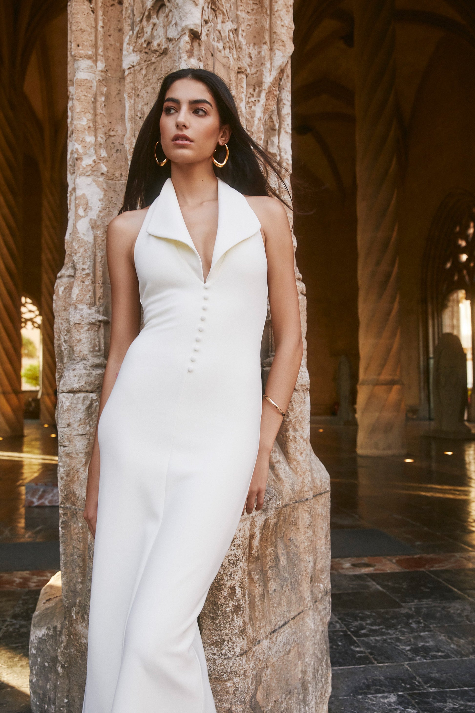 Annita Crepe Halter Midi Dress / Ivory | MESHKI