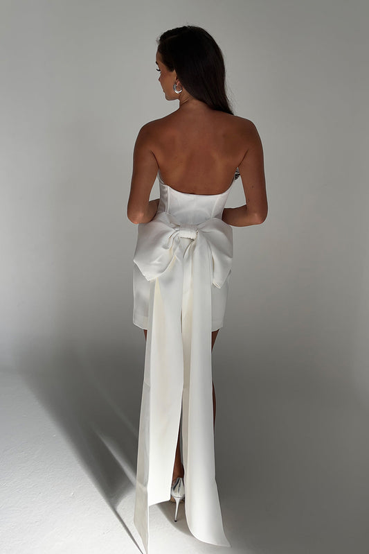 Birthday Dresses For Women - Shop Online | MESHKI US Birthday Dresses For Women - Shop Online | MESHKI US