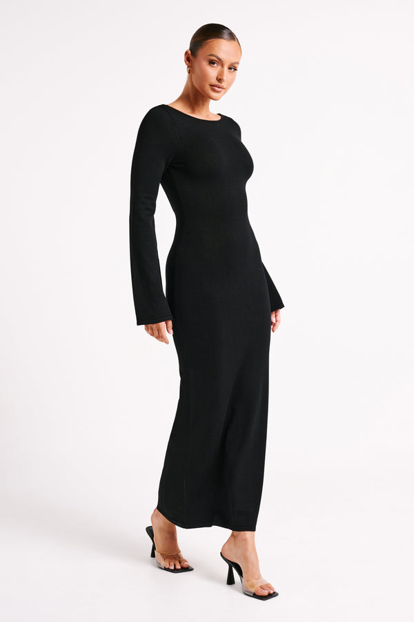Horoscopez Long Flared Sleeve Lace Maxi Dress - Black