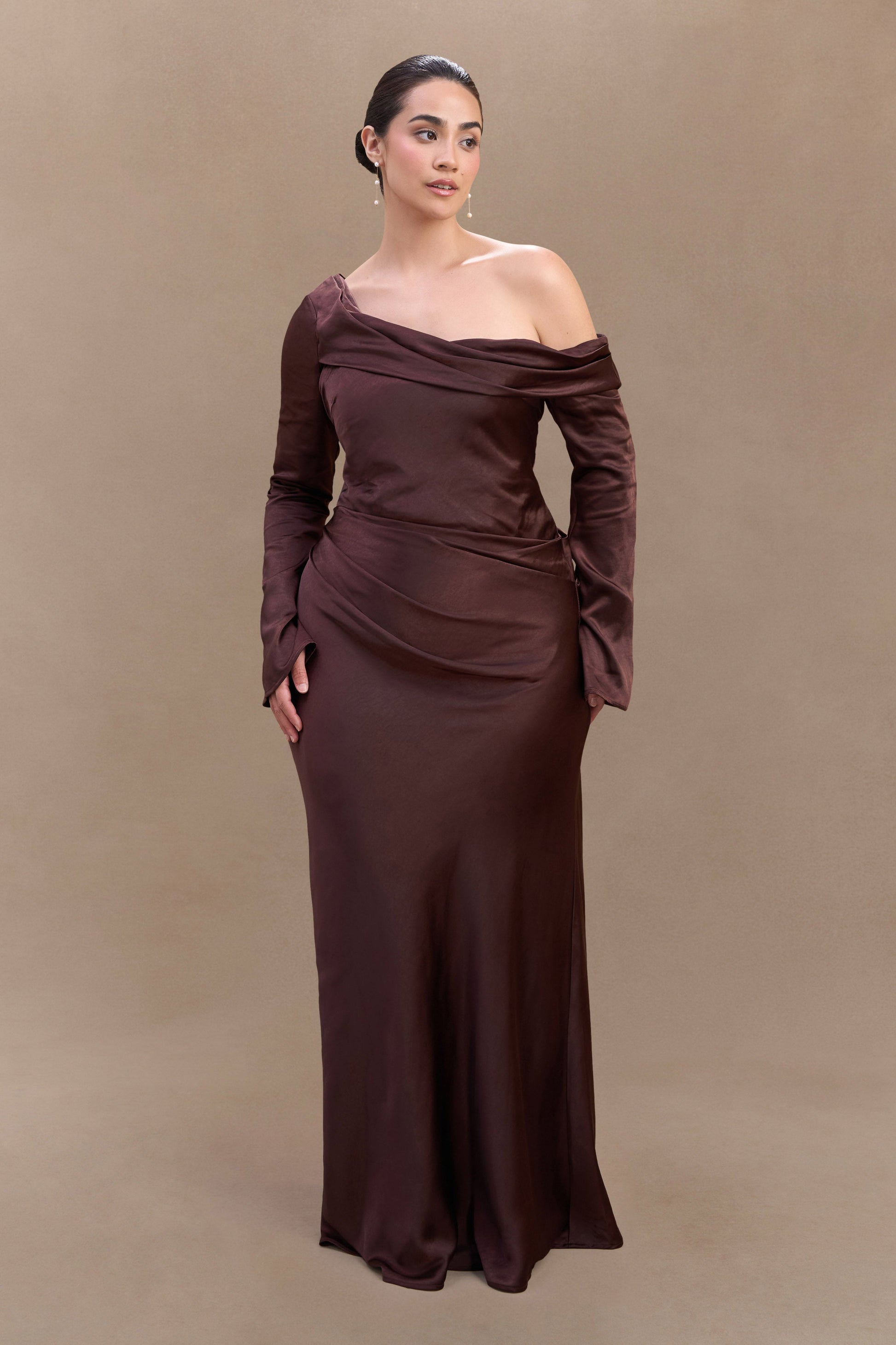 Iris Long Sleeve Satin Maxi Dress / Dark Chocolate | MESHKI